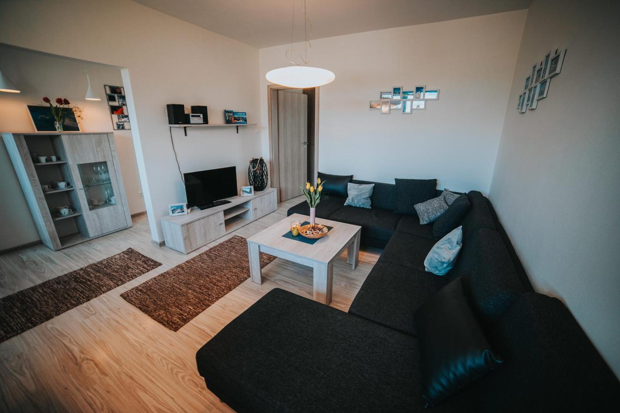 Apartman ตาตรันสกา ลอมนีจา ภายนอก รูปภาพ